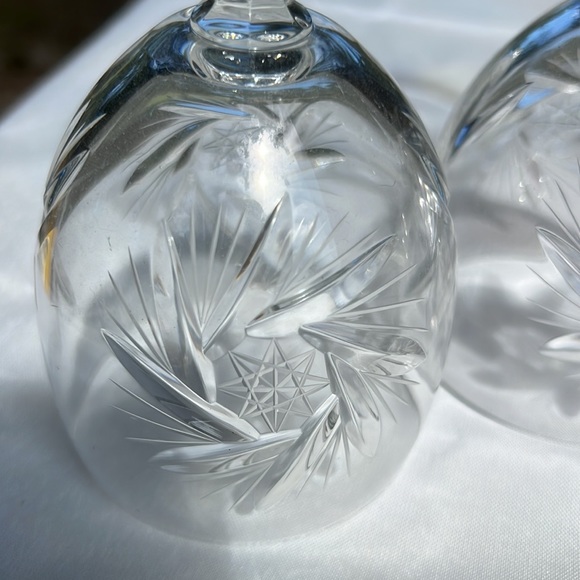 Set of 4 Vintage Crystal Wine Glasses Etched Glass - Picture 5 of 6